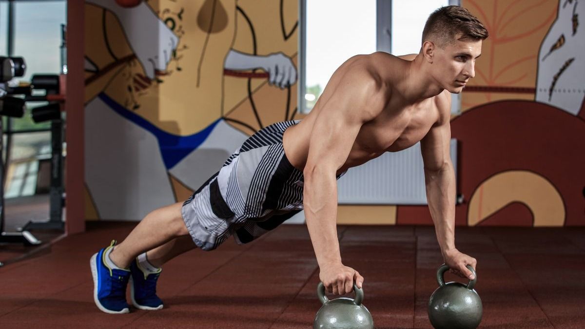 Top CrossFit exercises to build strength & stamina